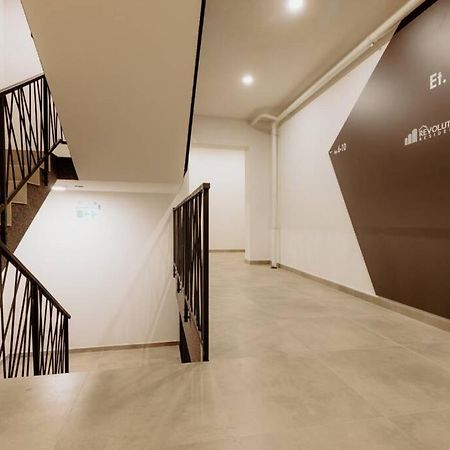 Nest Inn Oasis Residence Бая-Маре Екстер'єр фото